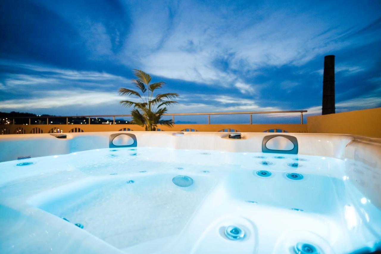 Thea - Rooftop Seaview Jacuzzi Rethymno Exterior foto